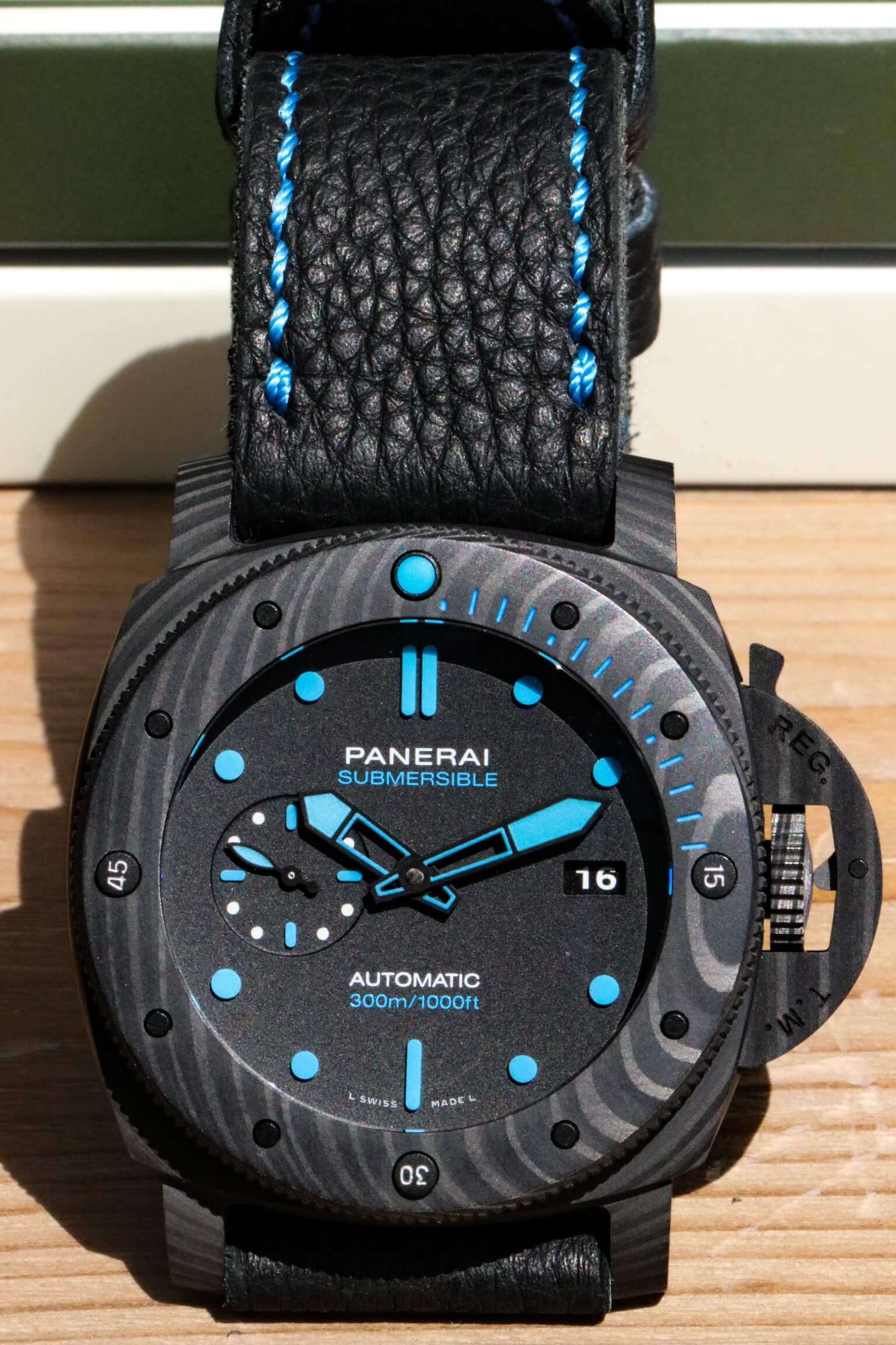 BLACK HERMES-TOGO 02