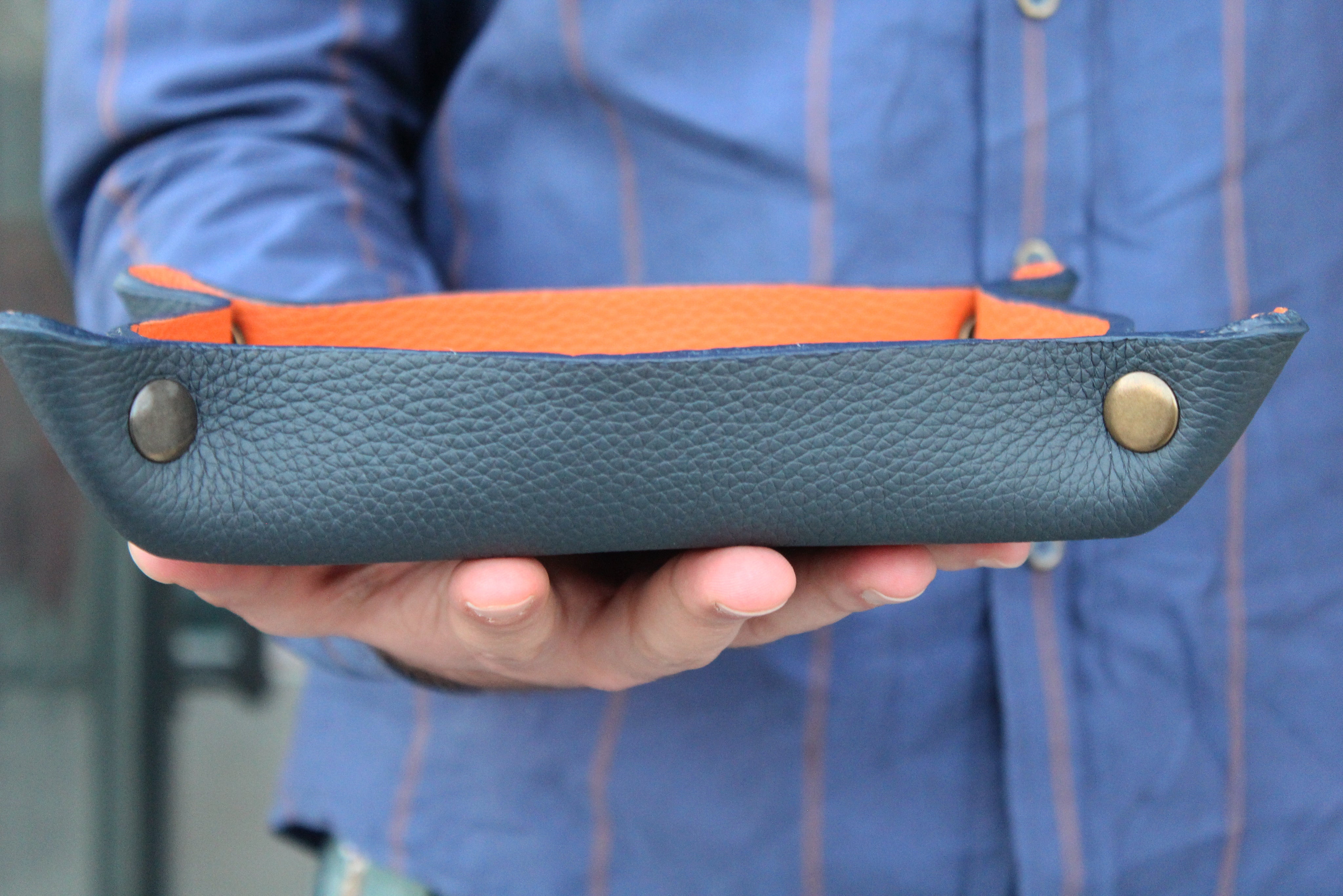 NAVY BLUE VALET TRAY