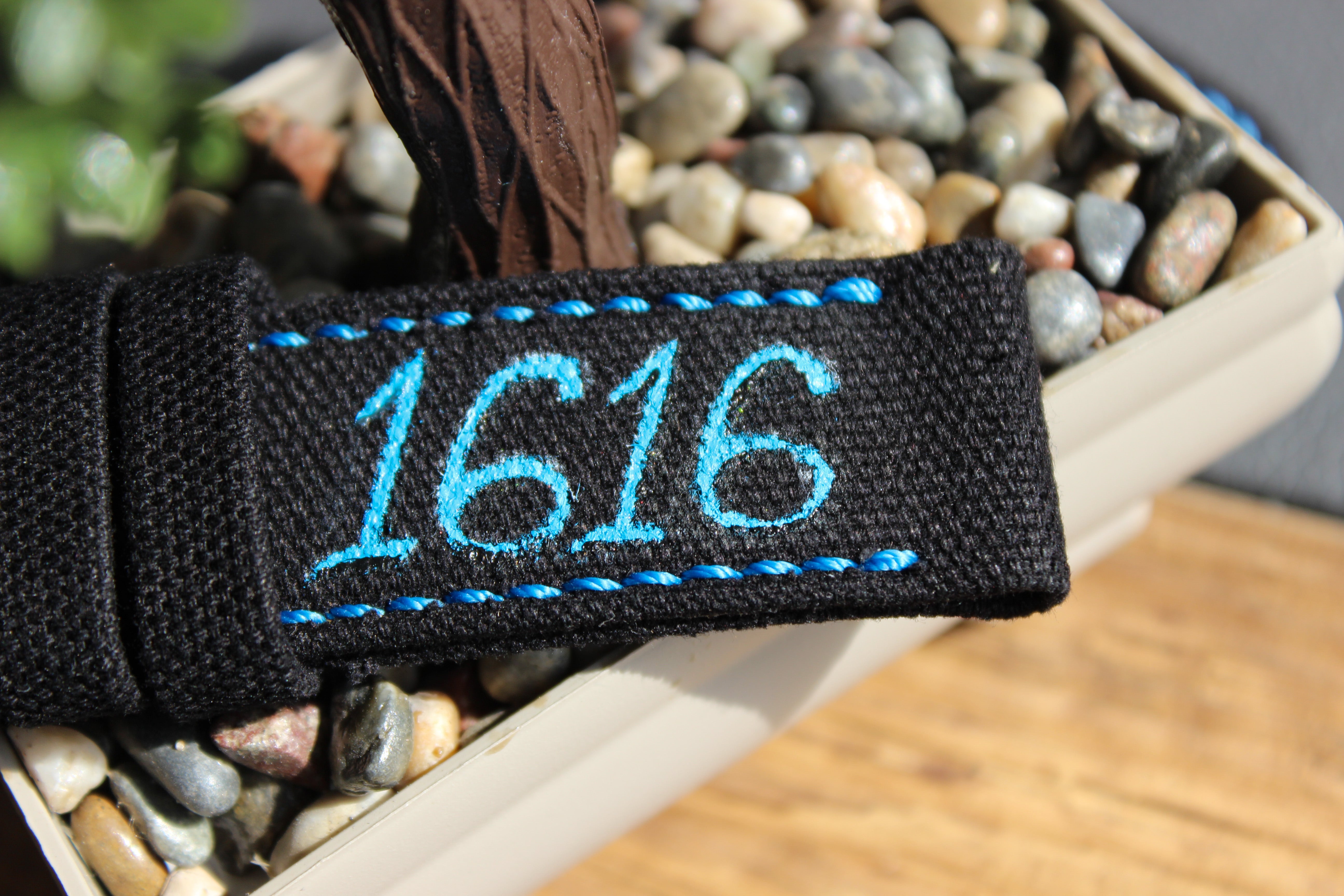 ROLLED BLACK CANVAS-1616
