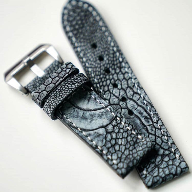 BLACK OSTRICH LEG