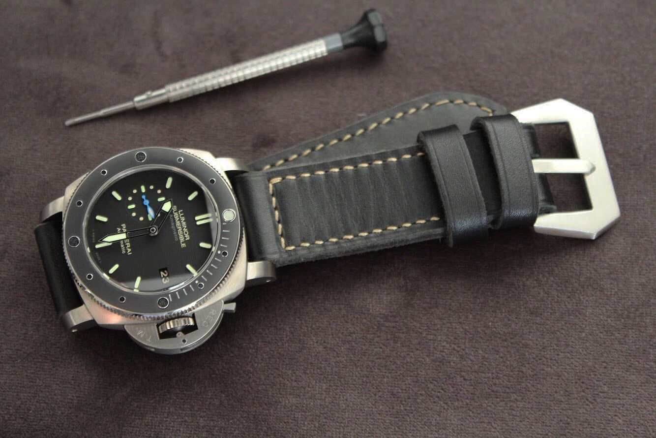 BLACK 01