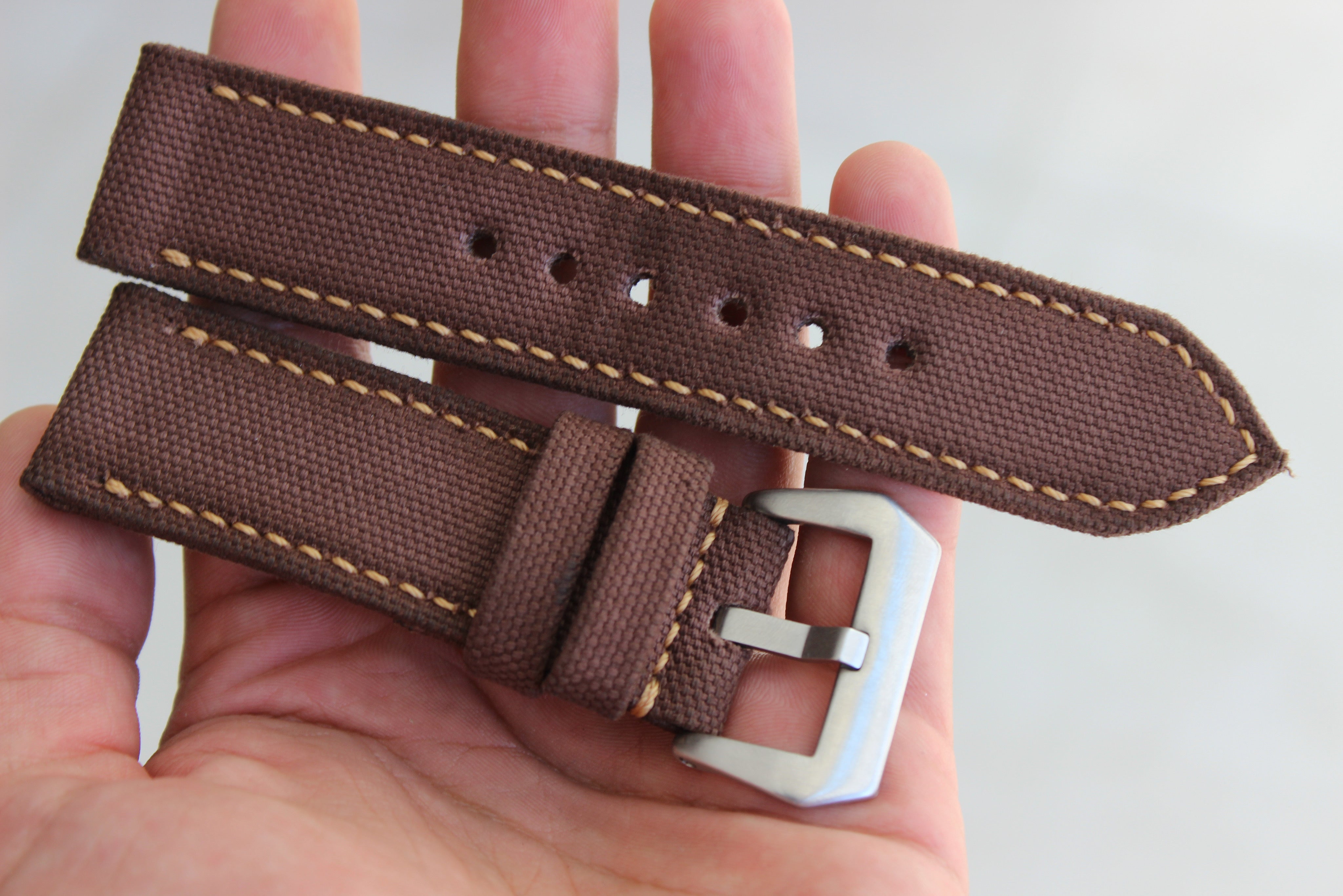 DISTRESSED ROLLED BROWN CANVAS